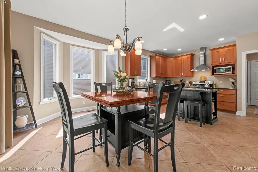 3830 Arlington Avenue Fort Gratiot Charter Township MI 48059