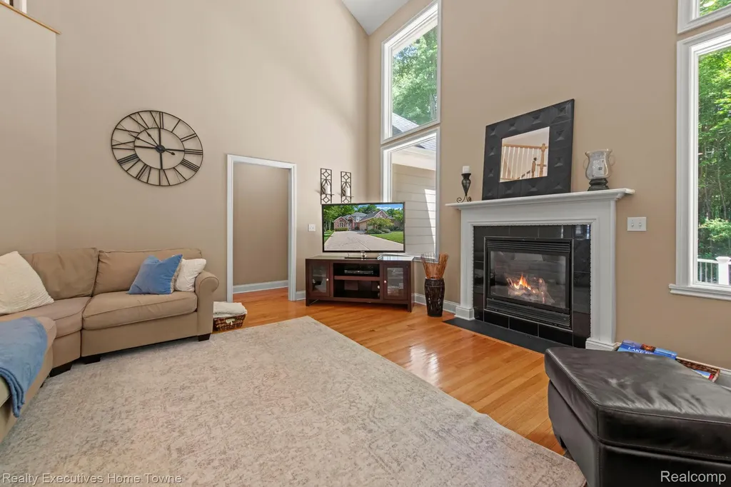 3830 Arlington Avenue Fort Gratiot Charter Township MI 48059