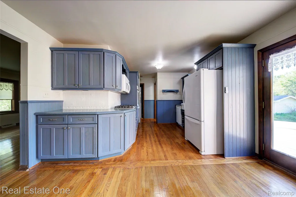 3125 W Commerce Road Milford Charter Township MI 48380