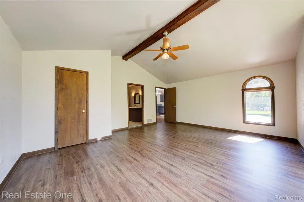 3125 W Commerce Road Milford Charter Township MI 48380