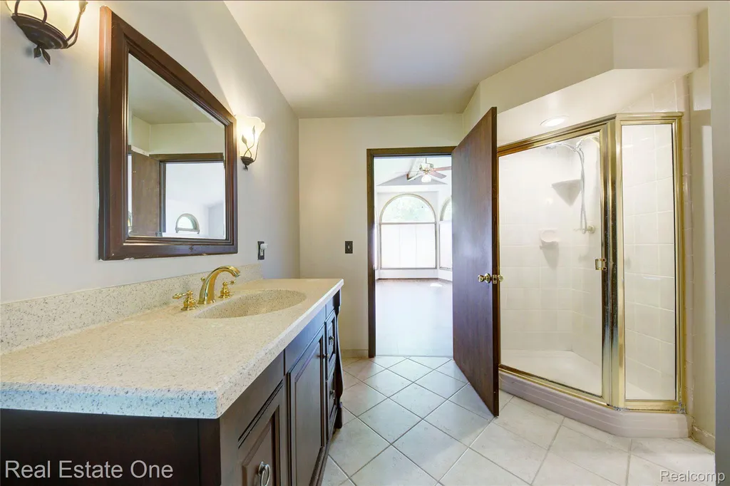 3125 W Commerce Road Milford Charter Township MI 48380