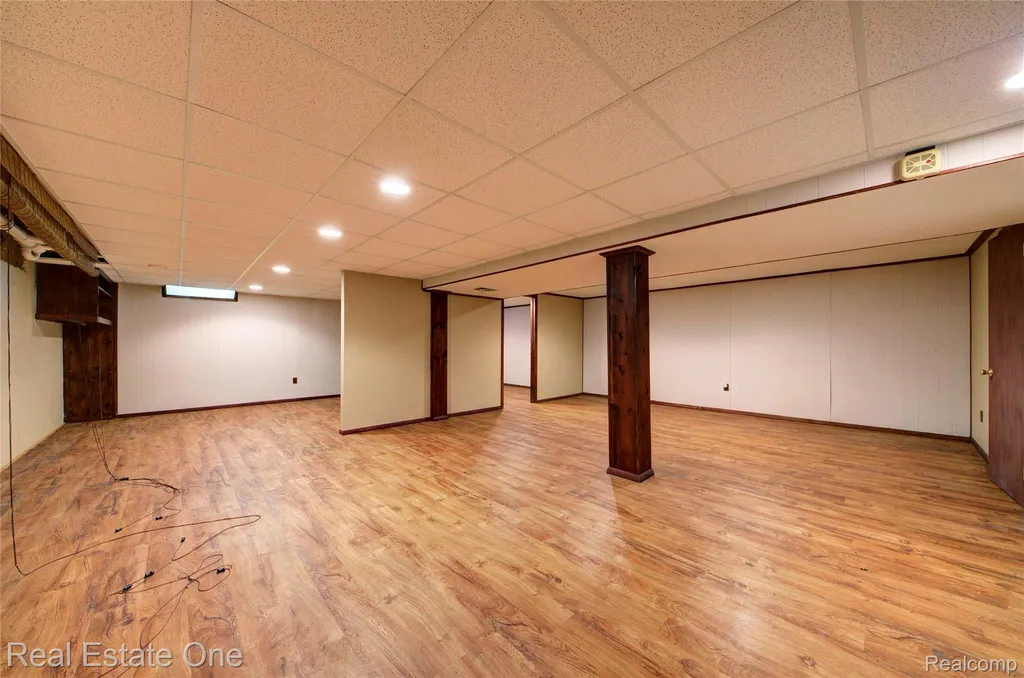 3125 W Commerce Road Milford Charter Township MI 48380