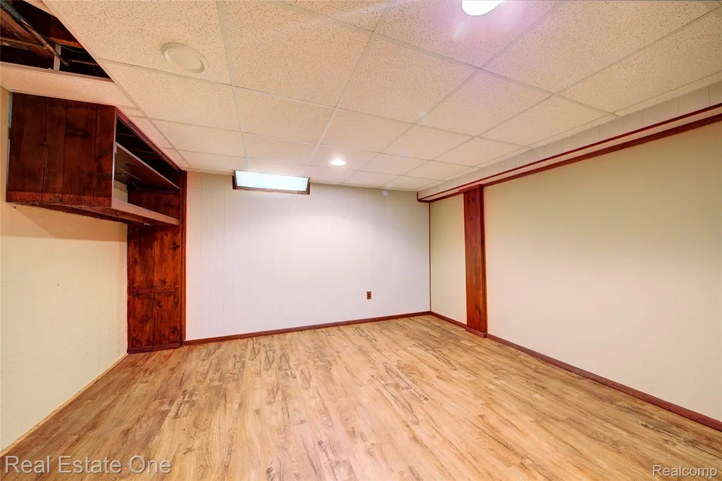 3125 W Commerce Road Milford Charter Township MI 48380