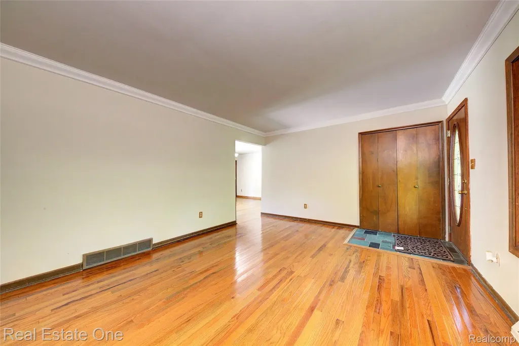 3125 W Commerce Road Milford Charter Township MI 48380