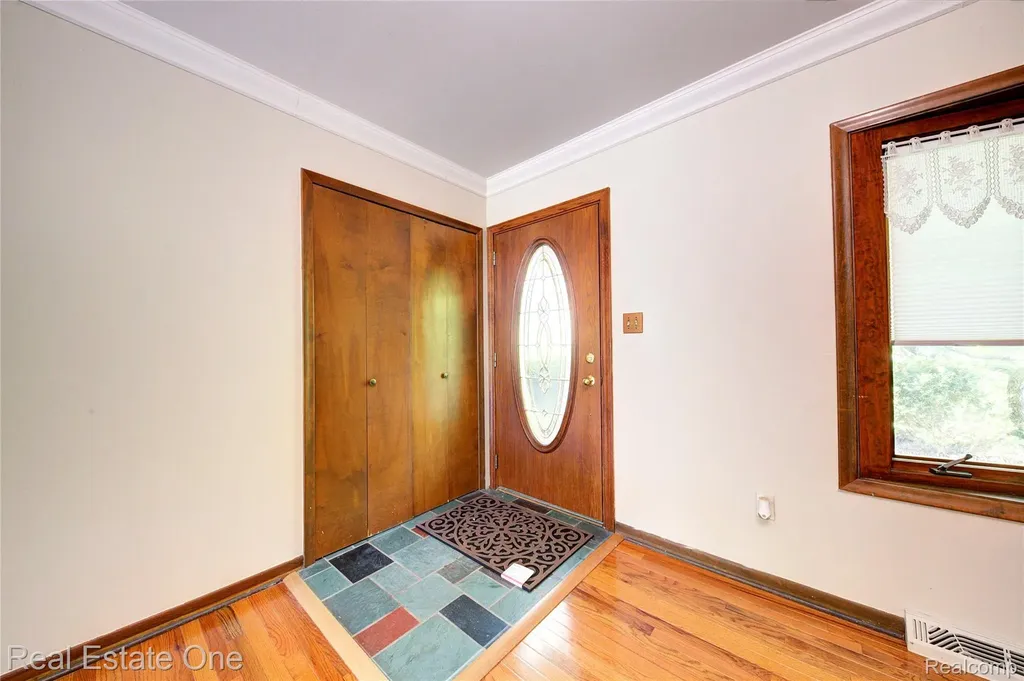 3125 W Commerce Road Milford Charter Township MI 48380