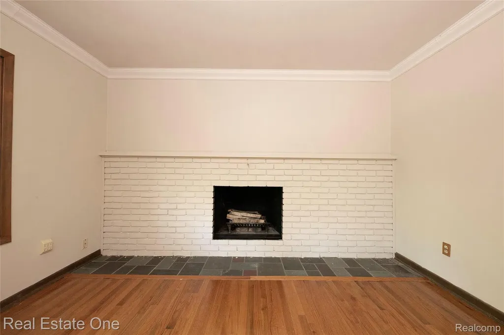 3125 W Commerce Road Milford Charter Township MI 48380