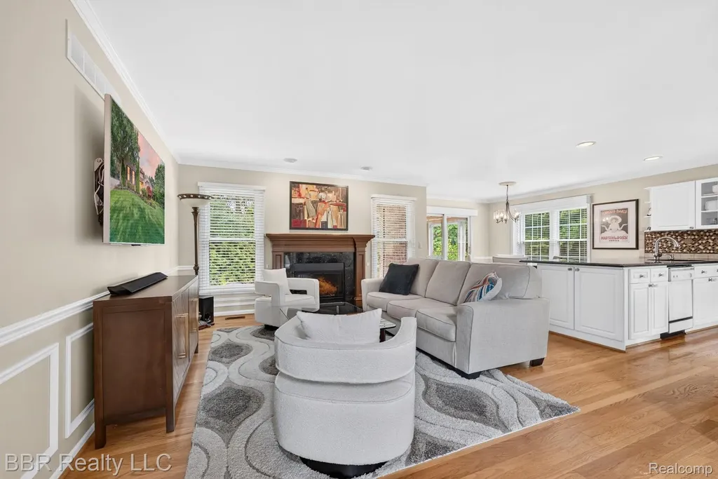45411 Halston Court Novi City MI 48374