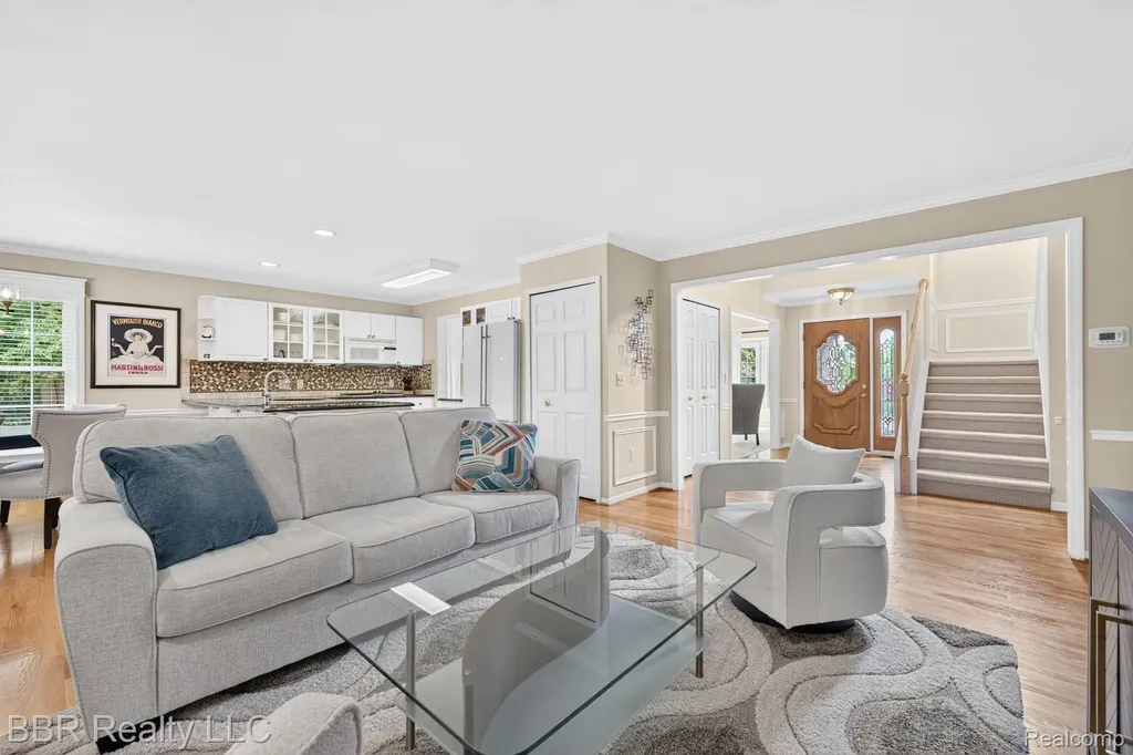 45411 Halston Court Novi City MI 48374