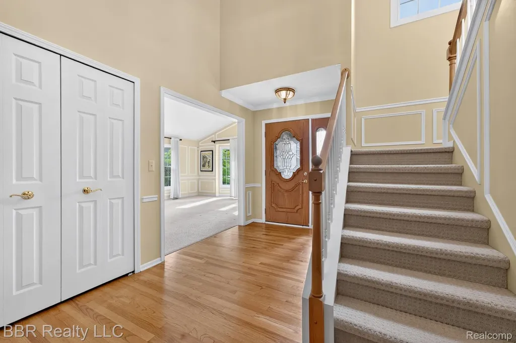 45411 Halston Court Novi City MI 48374