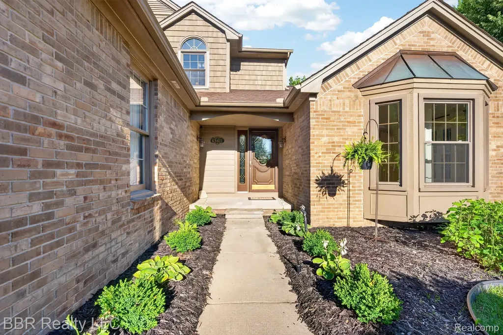45411 Halston Court Novi City MI 48374