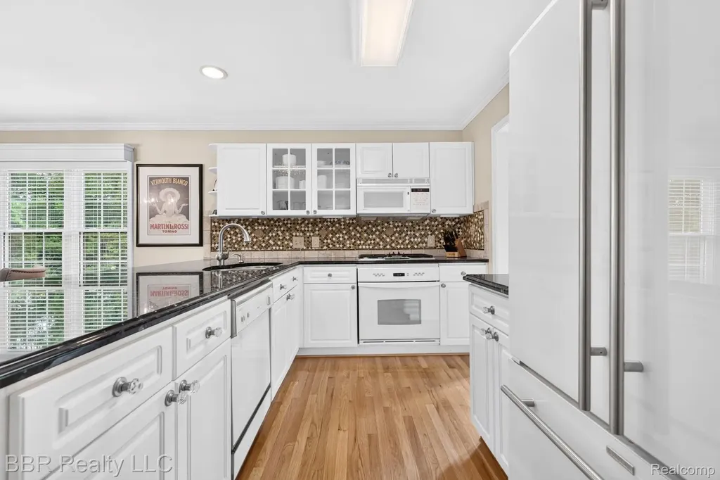 45411 Halston Court Novi City MI 48374