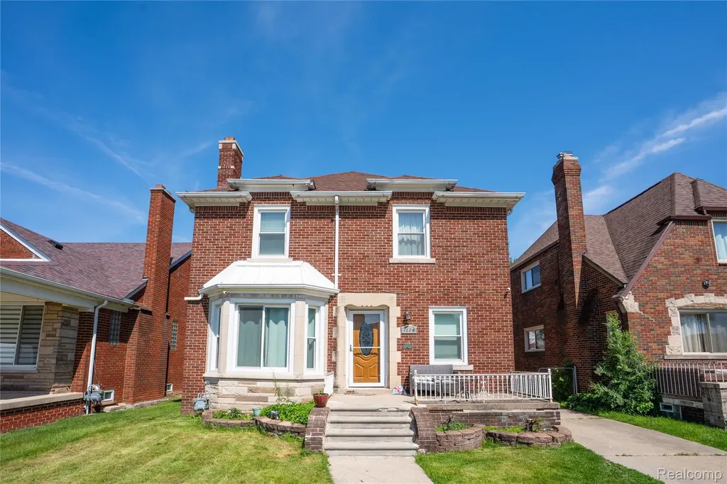 7620 Middlepointe Street Dearborn City MI 48126