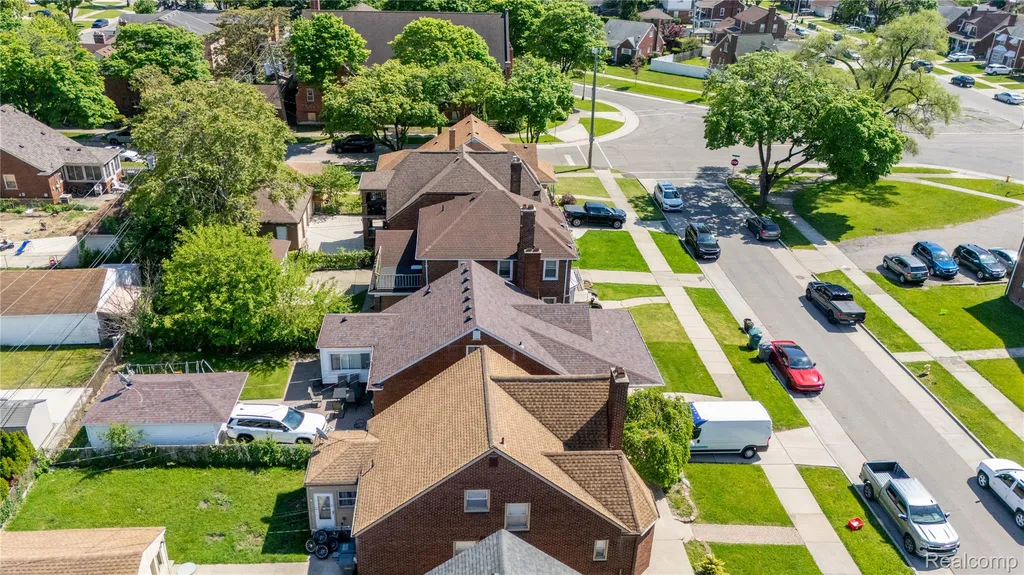 7620 Middlepointe Street Dearborn City MI 48126