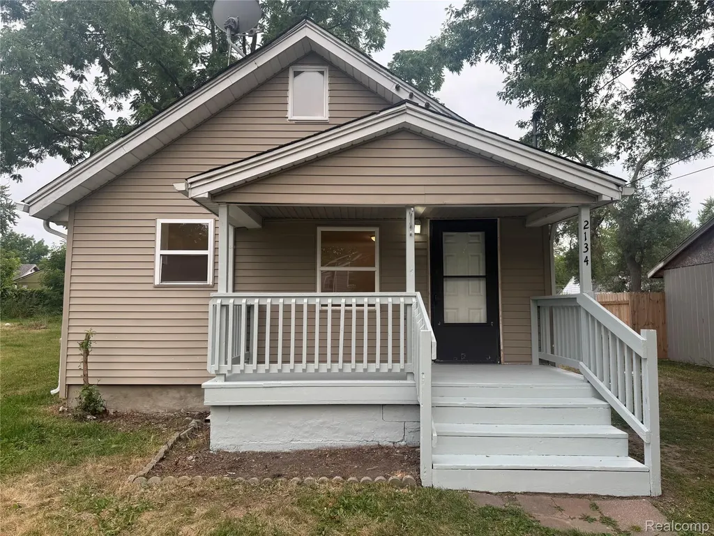 2134 E Mclean Avenue Burton City MI 48529