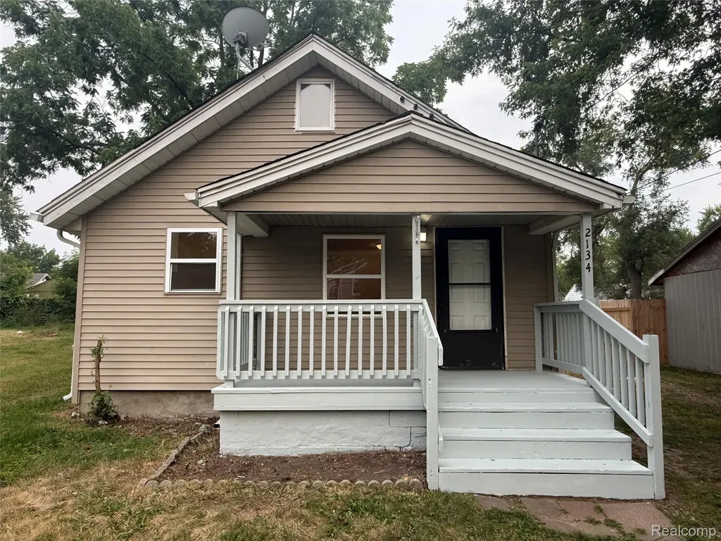 2134 E Mclean Avenue Burton City MI 48529