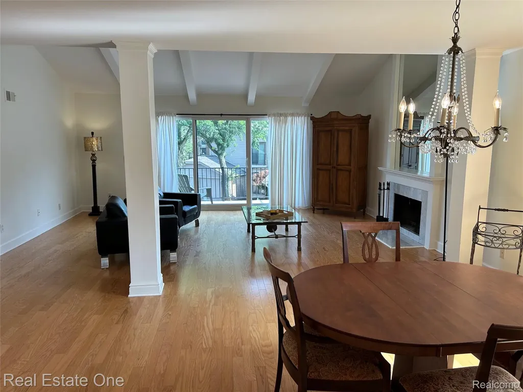 6489 Maple Hills Drive Bloomfield Hills City MI 48301