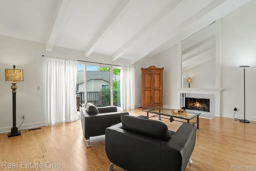 6489 Maple Hills Drive Bloomfield Hills City MI 48301
