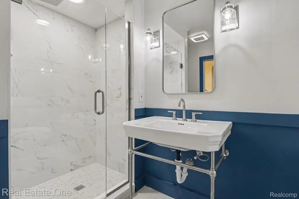6489 Maple Hills Drive Bloomfield Hills City MI 48301