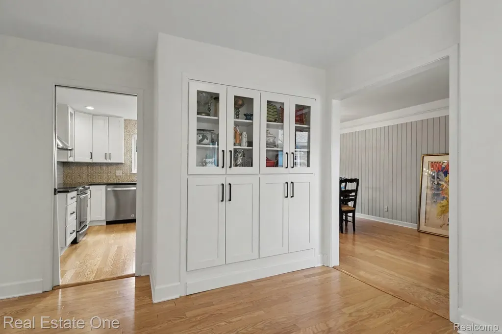 6489 Maple Hills Drive Bloomfield Hills City MI 48301