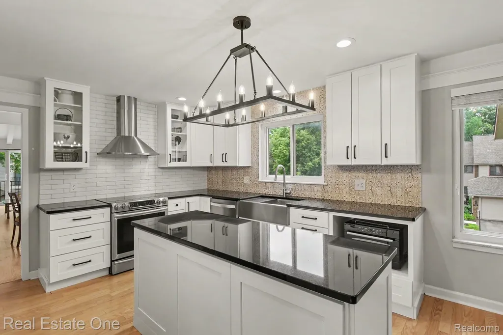 6489 Maple Hills Drive Bloomfield Hills City MI 48301