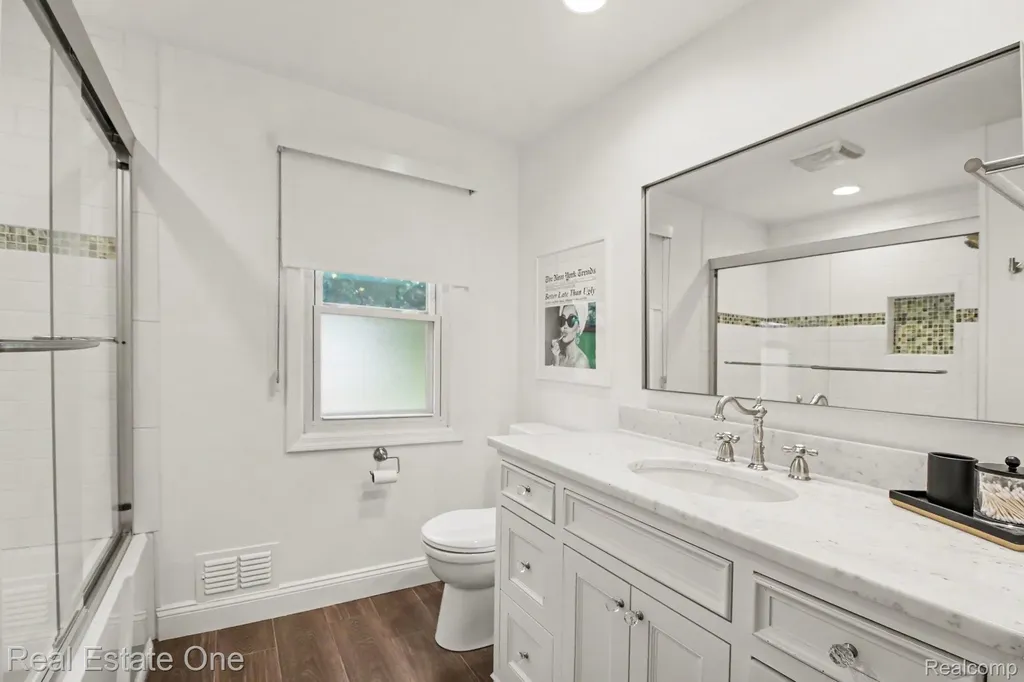 5963 Barnstable Court West Bloomfield Charter Township MI 48322