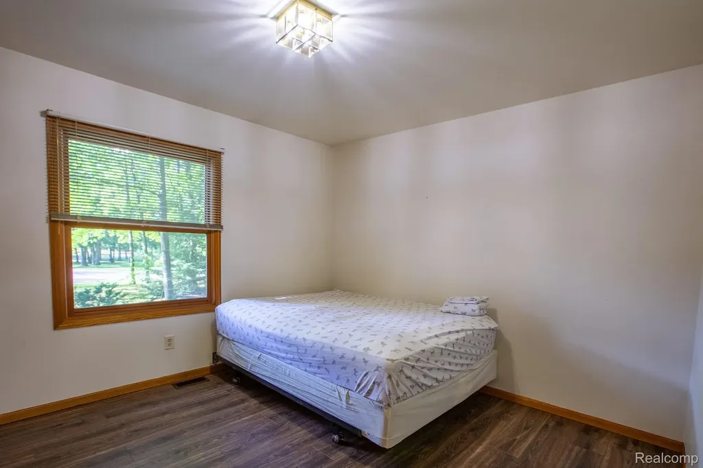 8507 Pineview Lake Drive Argentine Township MI 48451