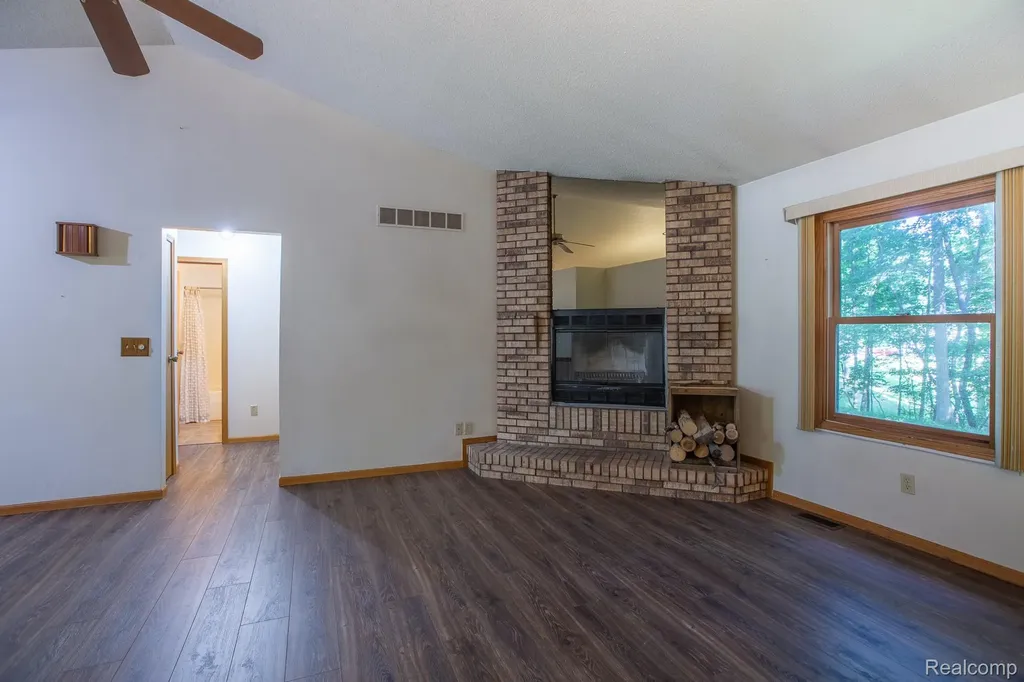 8507 Pineview Lake Drive Argentine Township MI 48451