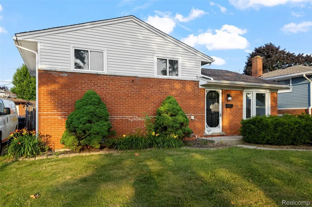 9651 Blaty Street Taylor City MI 48180