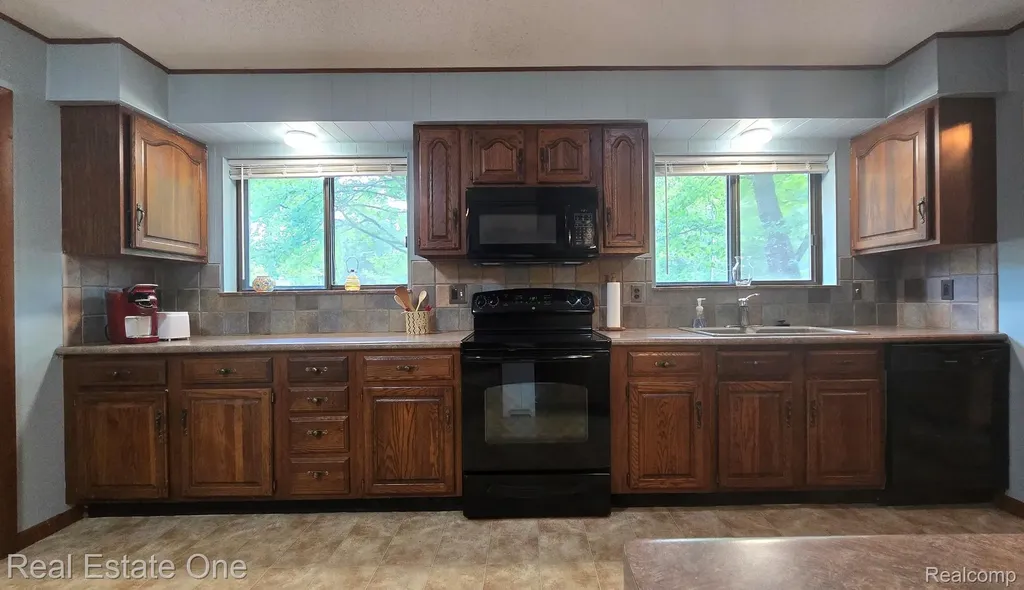 4081 N Chipmunk Trail Alcona Township MI 48742