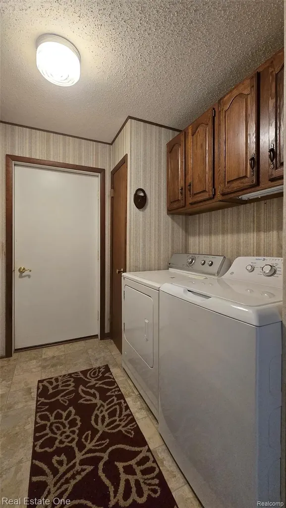 4081 N Chipmunk Trail Alcona Township MI 48742