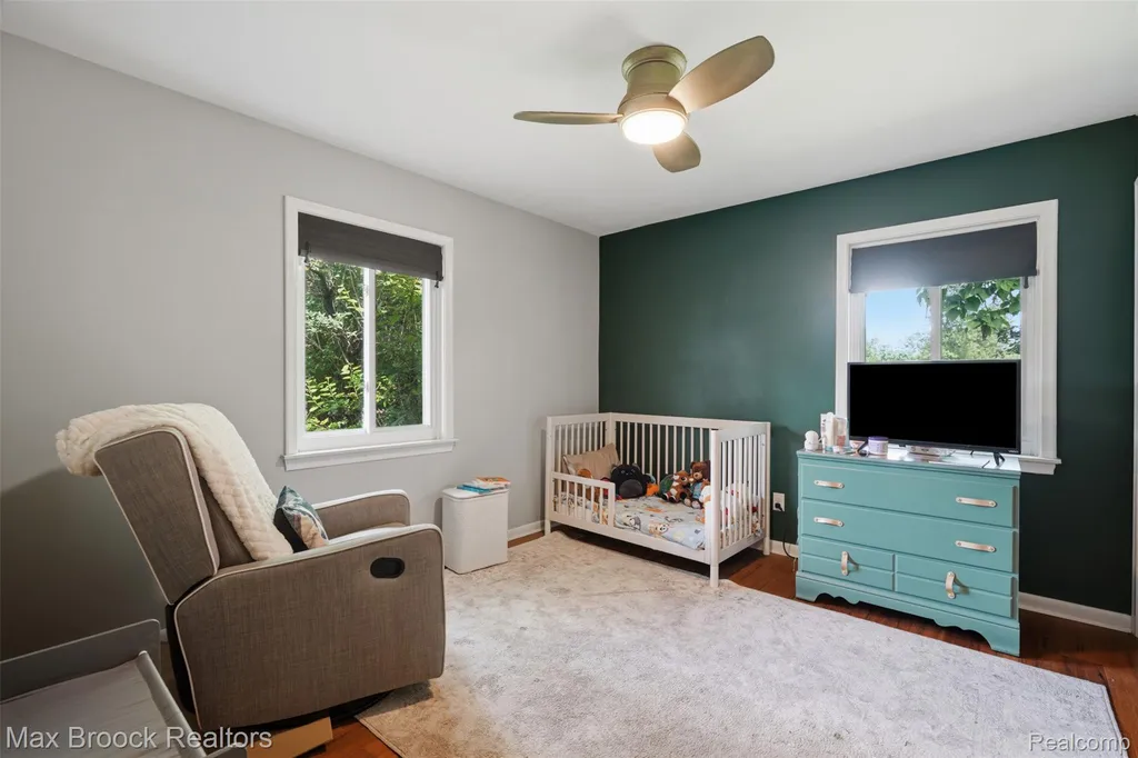2444 Anders Drive Waterford Charter Township MI 48329