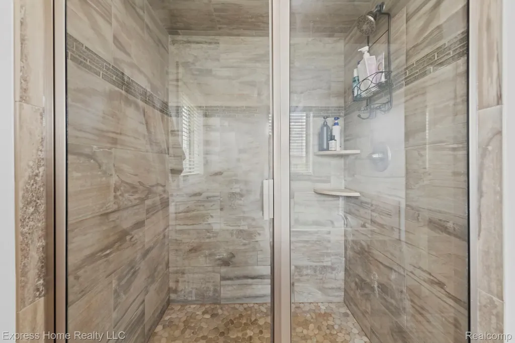 56713 Peach Tree Lane Macomb Township MI 48042