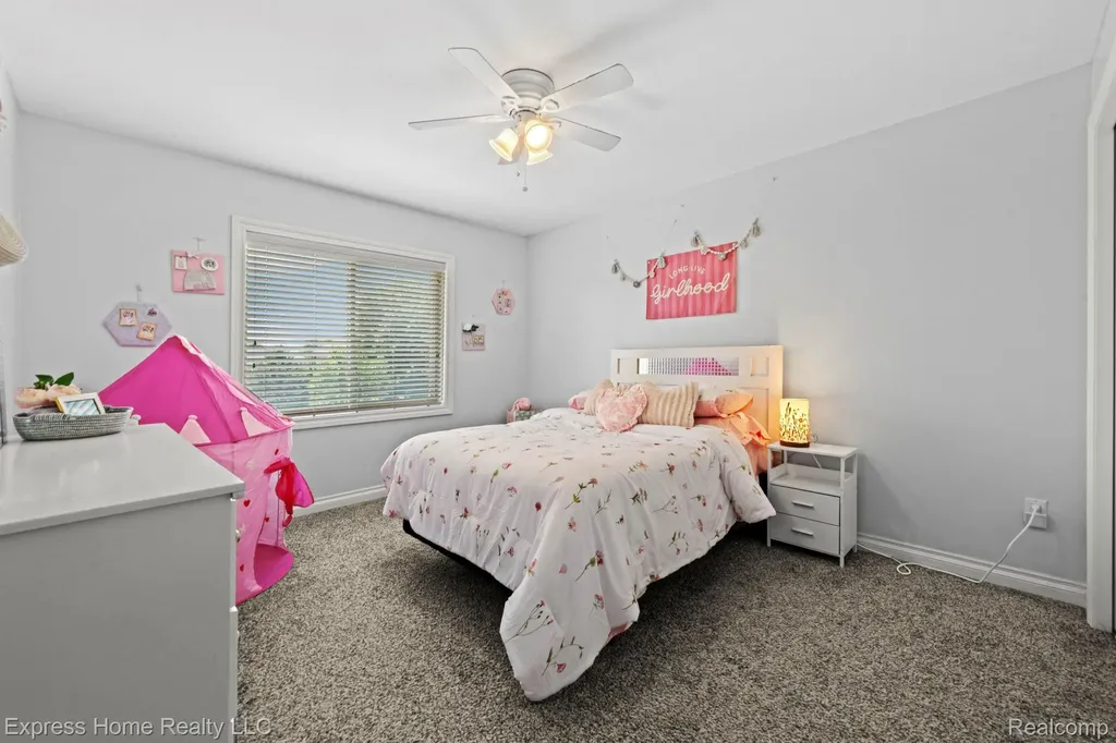 56713 Peach Tree Lane Macomb Township MI 48042