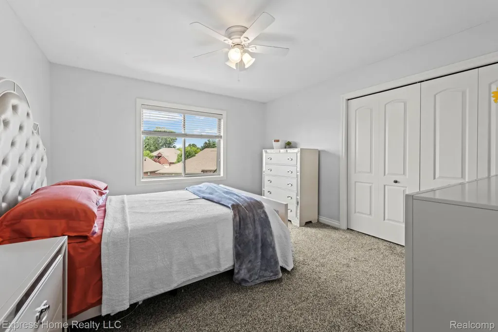 56713 Peach Tree Lane Macomb Township MI 48042