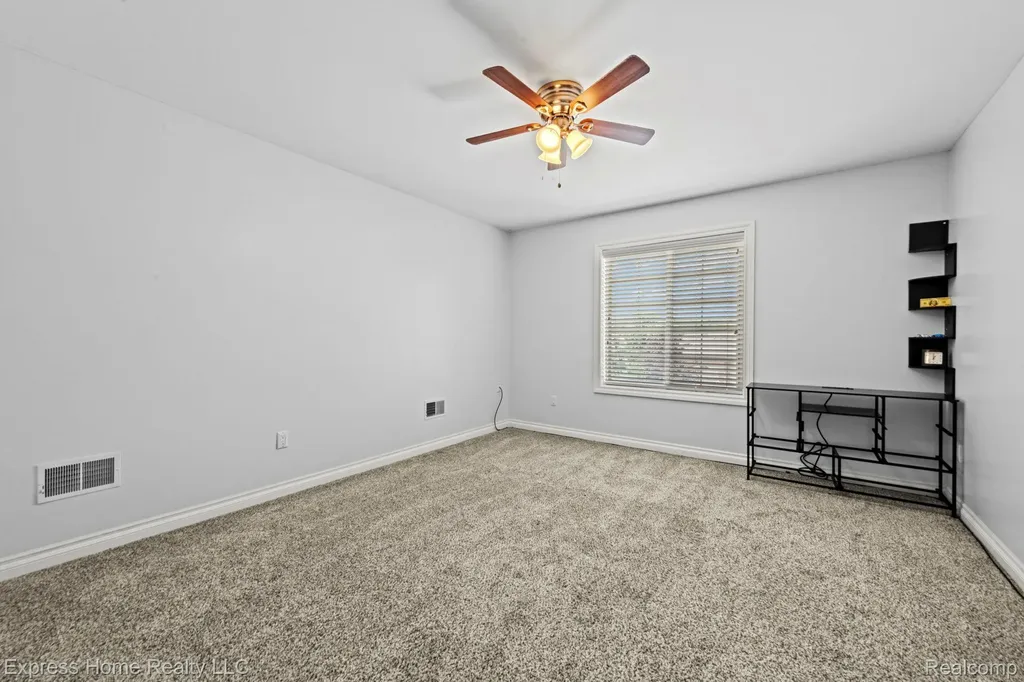 56713 Peach Tree Lane Macomb Township MI 48042
