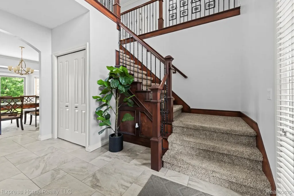 56713 Peach Tree Lane Macomb Township MI 48042