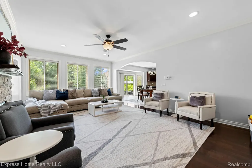 56713 Peach Tree Lane Macomb Township MI 48042
