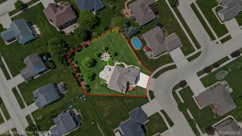56713 Peach Tree Lane Macomb Township MI 48042