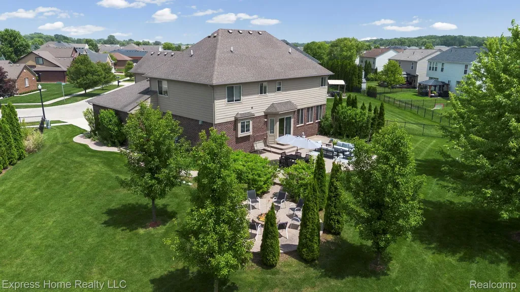 56713 Peach Tree Lane Macomb Township MI 48042