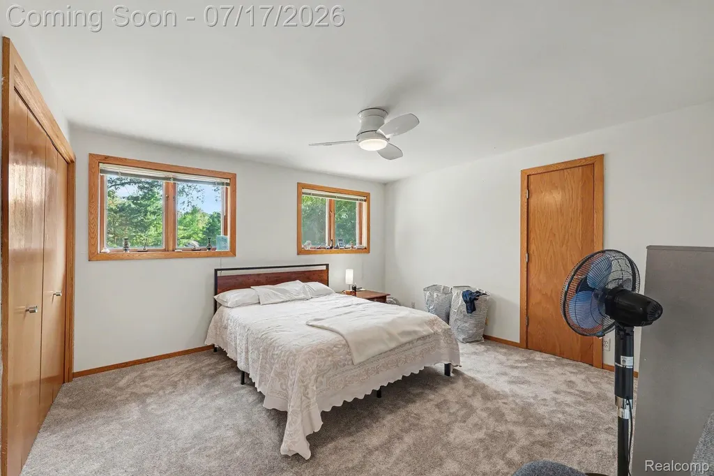 5685 Paint Valley Drive Rochester City MI 48306
