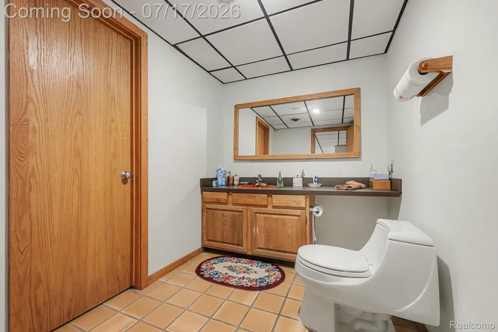 5685 Paint Valley Drive Rochester City MI 48306