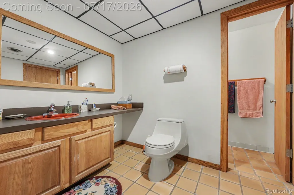 5685 Paint Valley Drive Rochester City MI 48306