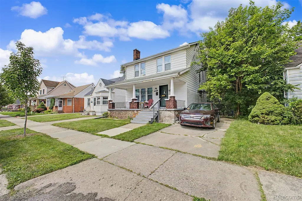 6539 Greenview Avenue Detroit City MI 48228