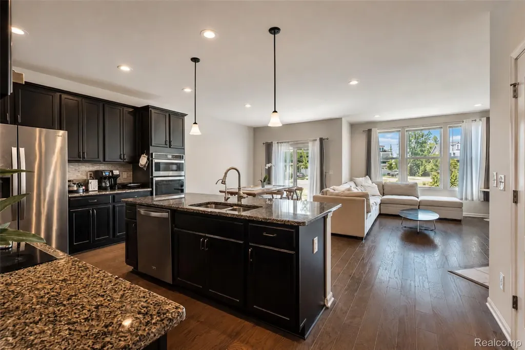 43479 Prospect Lane Novi City MI 48375