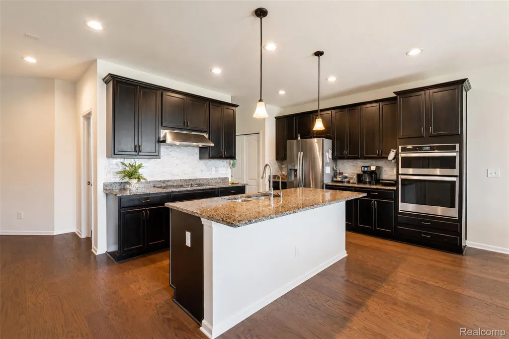 43479 Prospect Lane Novi City MI 48375