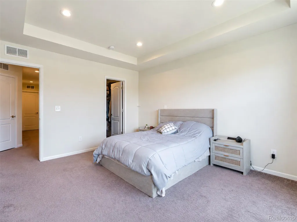 43479 Prospect Lane Novi City MI 48375