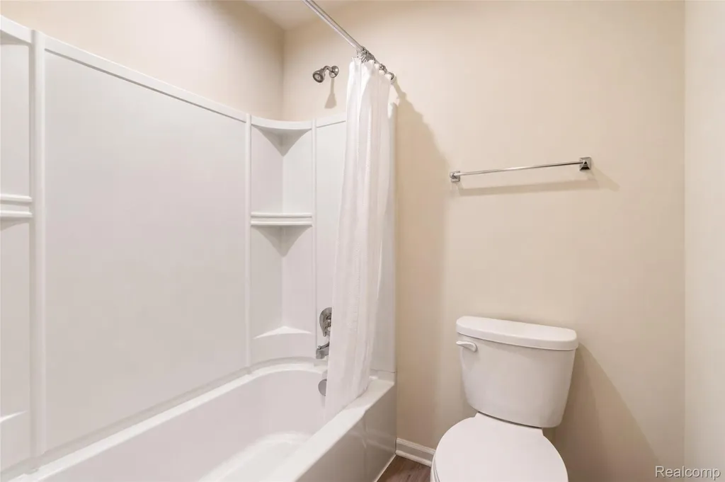 43479 Prospect Lane Novi City MI 48375