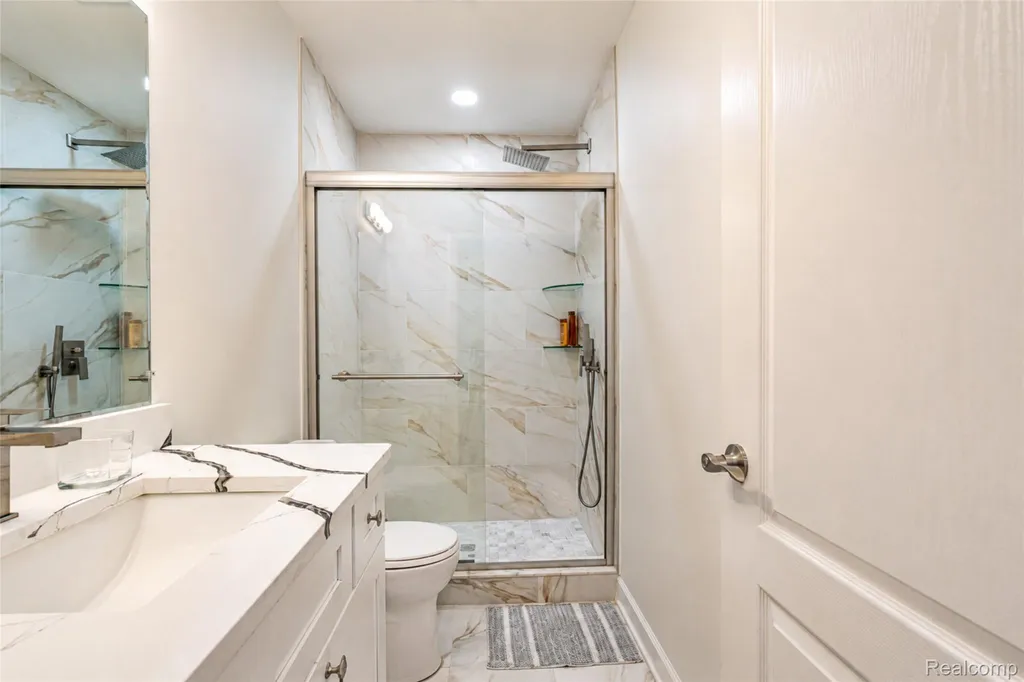 43479 Prospect Lane Novi City MI 48375
