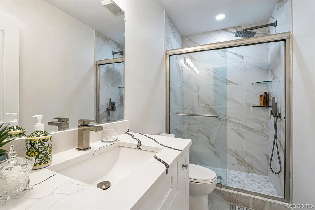 43479 Prospect Lane Novi City MI 48375
