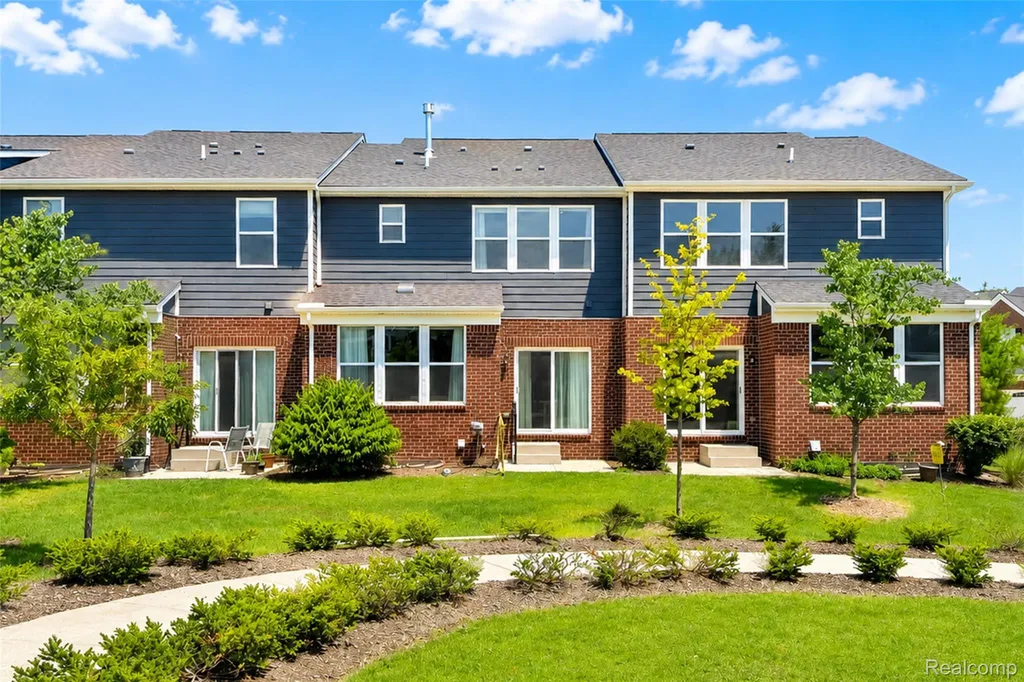 43479 Prospect Lane Novi City MI 48375